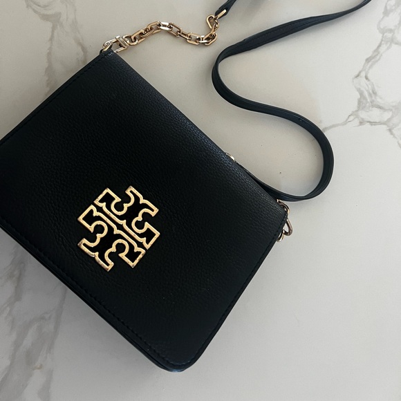 Tory Burch Bags Tory Burch Black Crossbody Poshmark